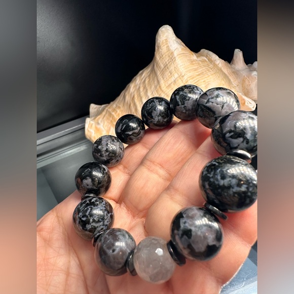 INDIGO GABBRO + GREY RUTILATED QUARTZ   STONES NATURAL BRACELET 7 - Picture 9 of 15